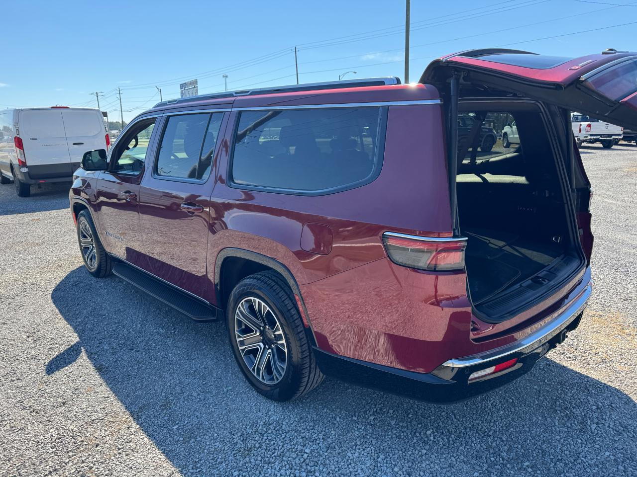 Jeep Wagoneer L Series II 4WD 2023