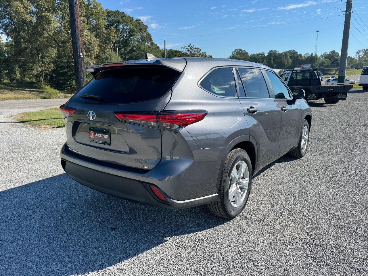 Toyota Highlander LE 2023