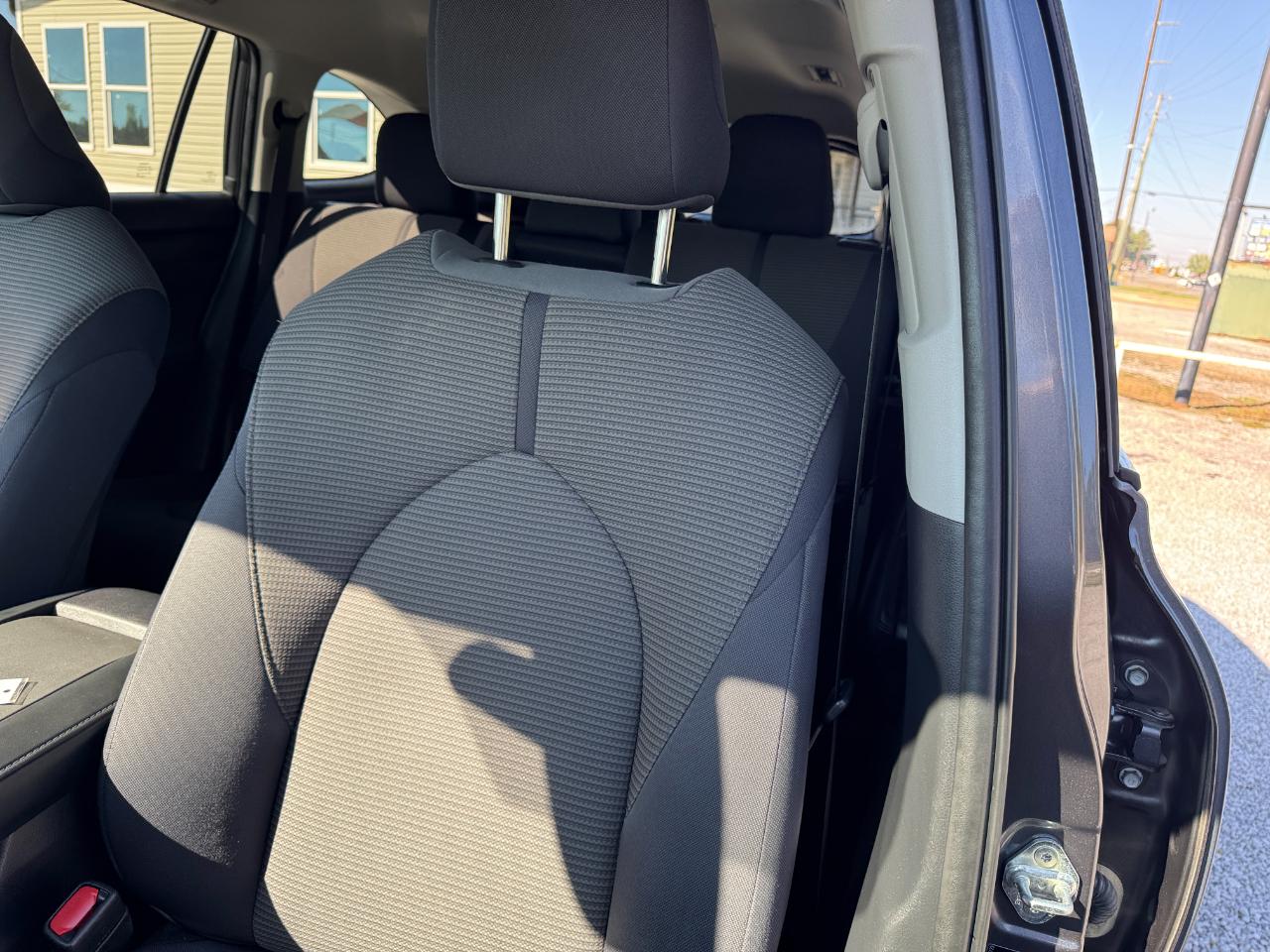 Toyota Highlander LE 2023