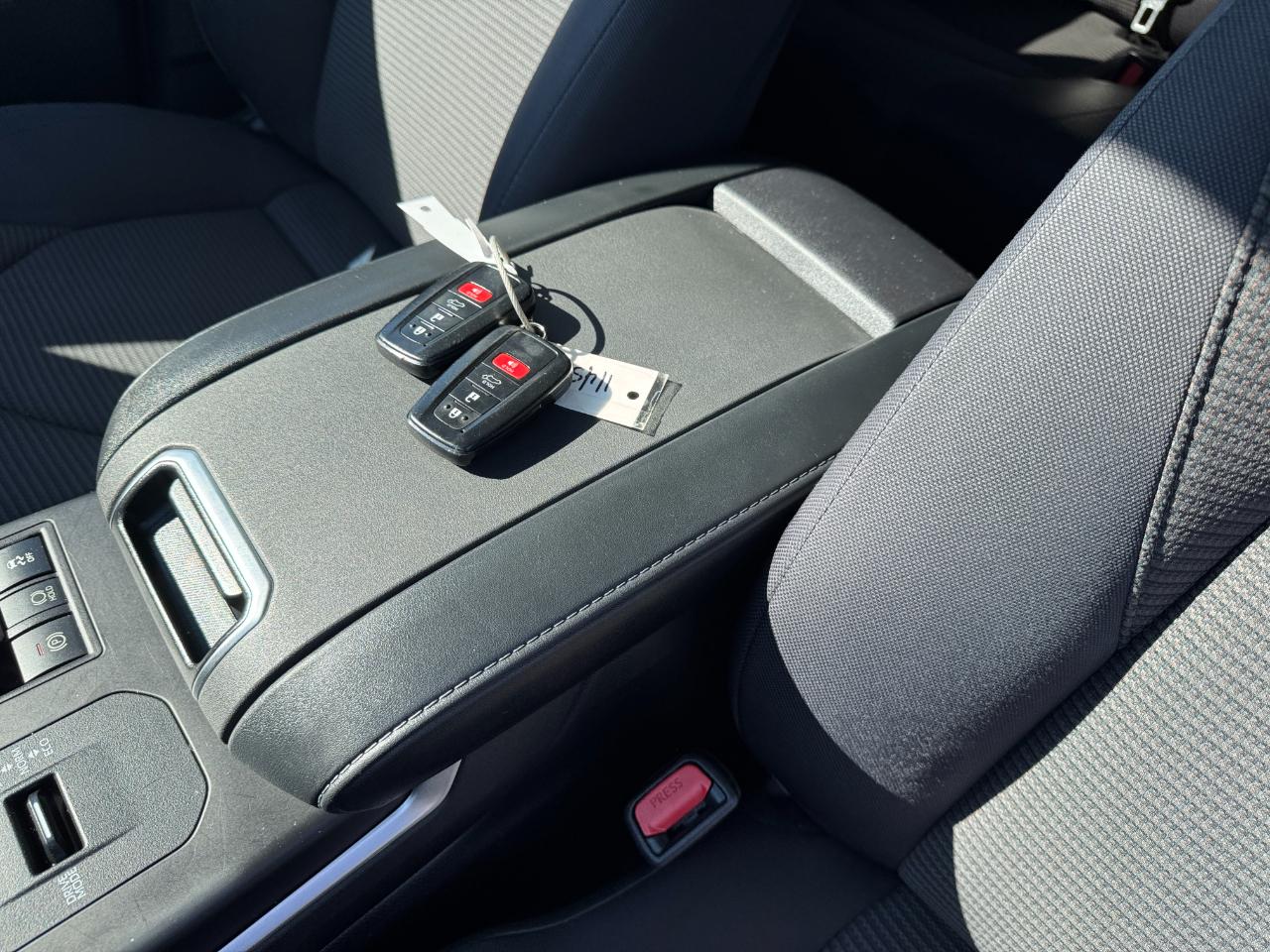 Toyota Highlander LE 2023