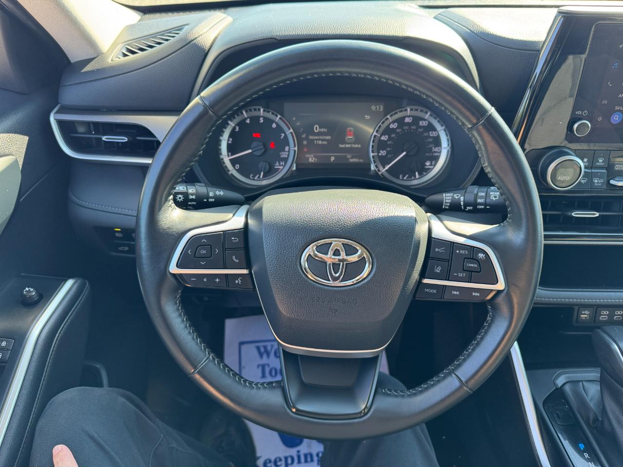 Toyota Highlander LE 2023