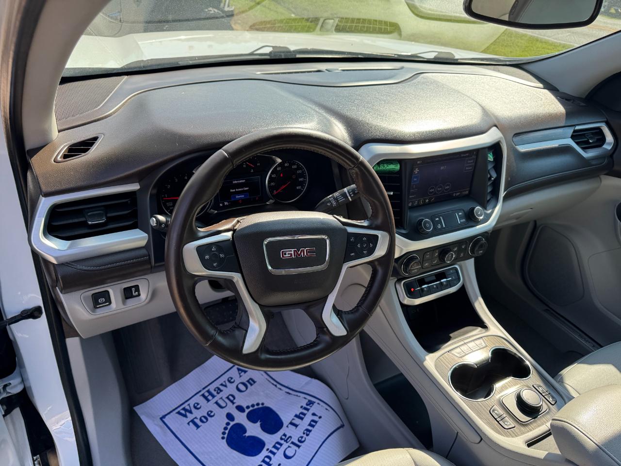 GMC Acadia SLT 2020