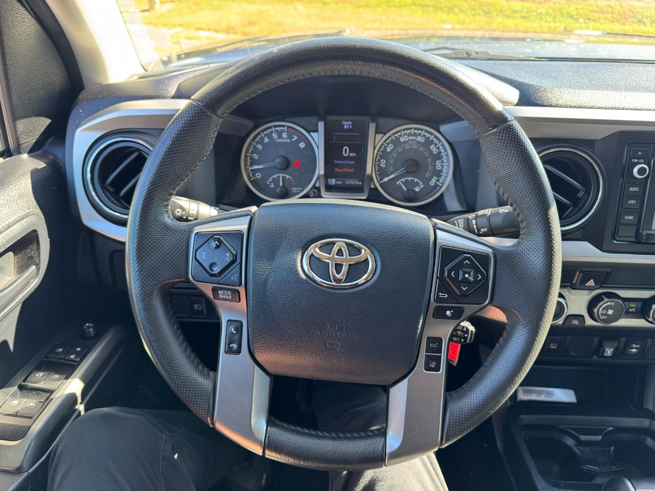 Toyota Tacoma  2019
