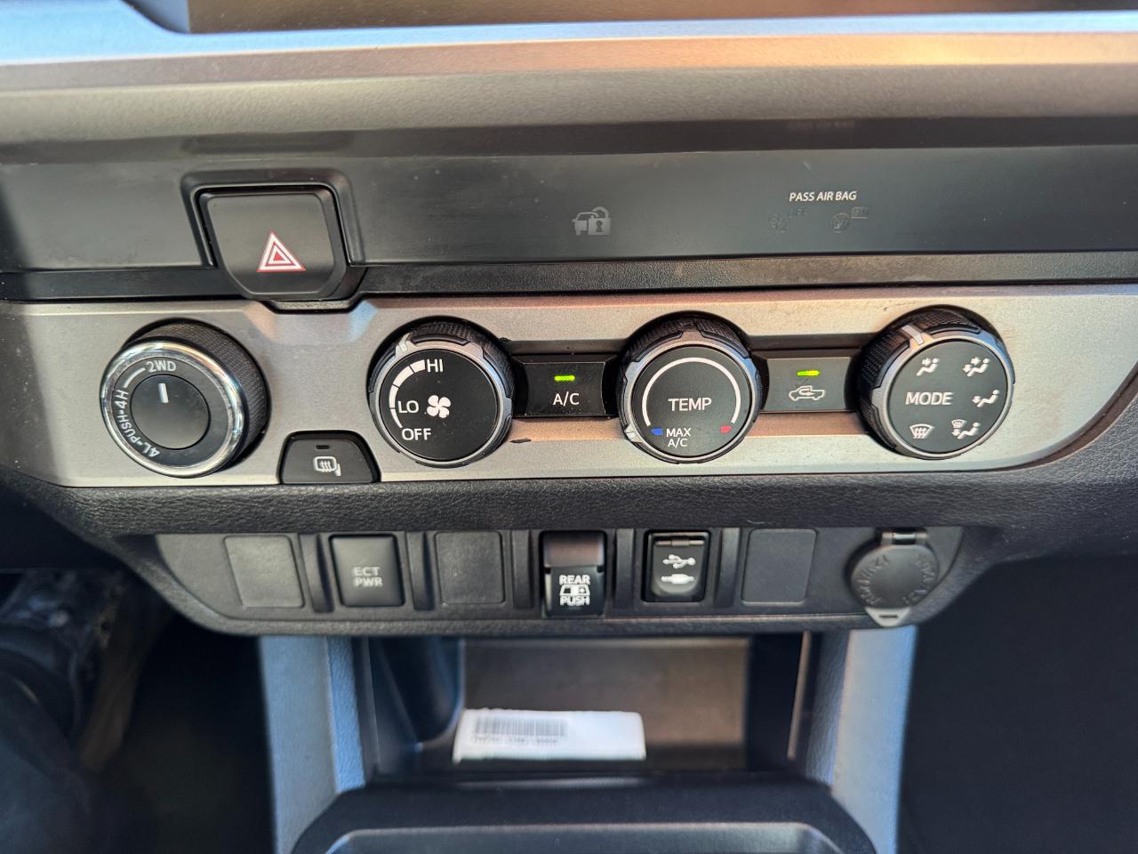 Toyota Tacoma  2019