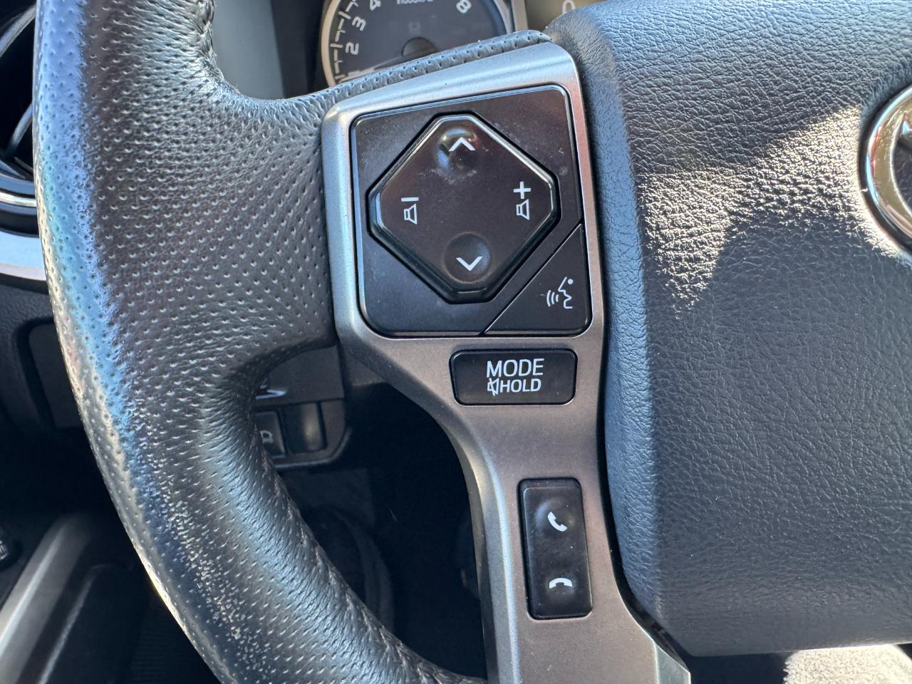 Toyota Tacoma  2019