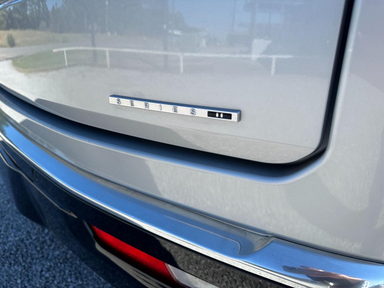 Jeep Wagoneer Series II 2024