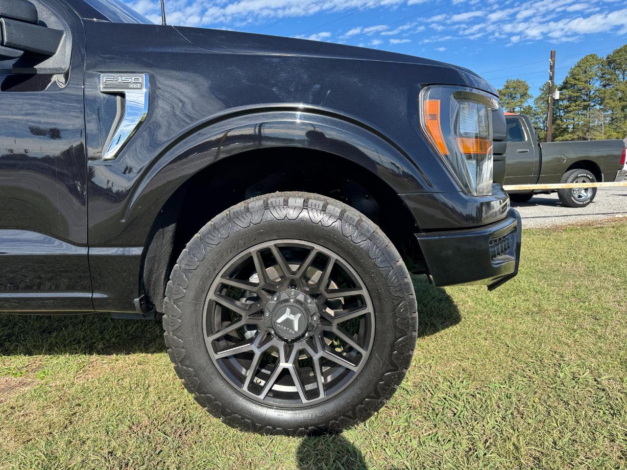 Ford F-150 XLT SuperCrew 5.5-ft. Bed 4WD 2023