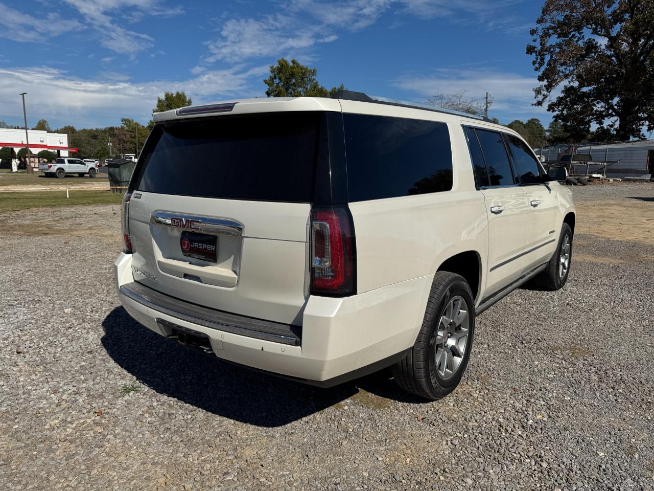 GMC Yukon Denali XL 4WD 2015