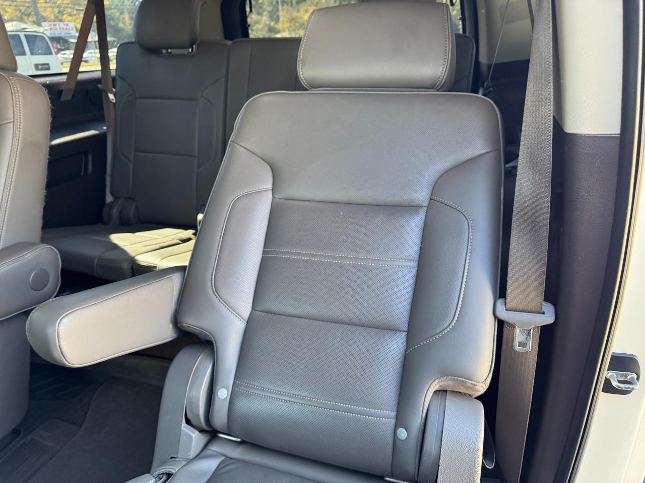 GMC Yukon Denali XL 4WD 2015