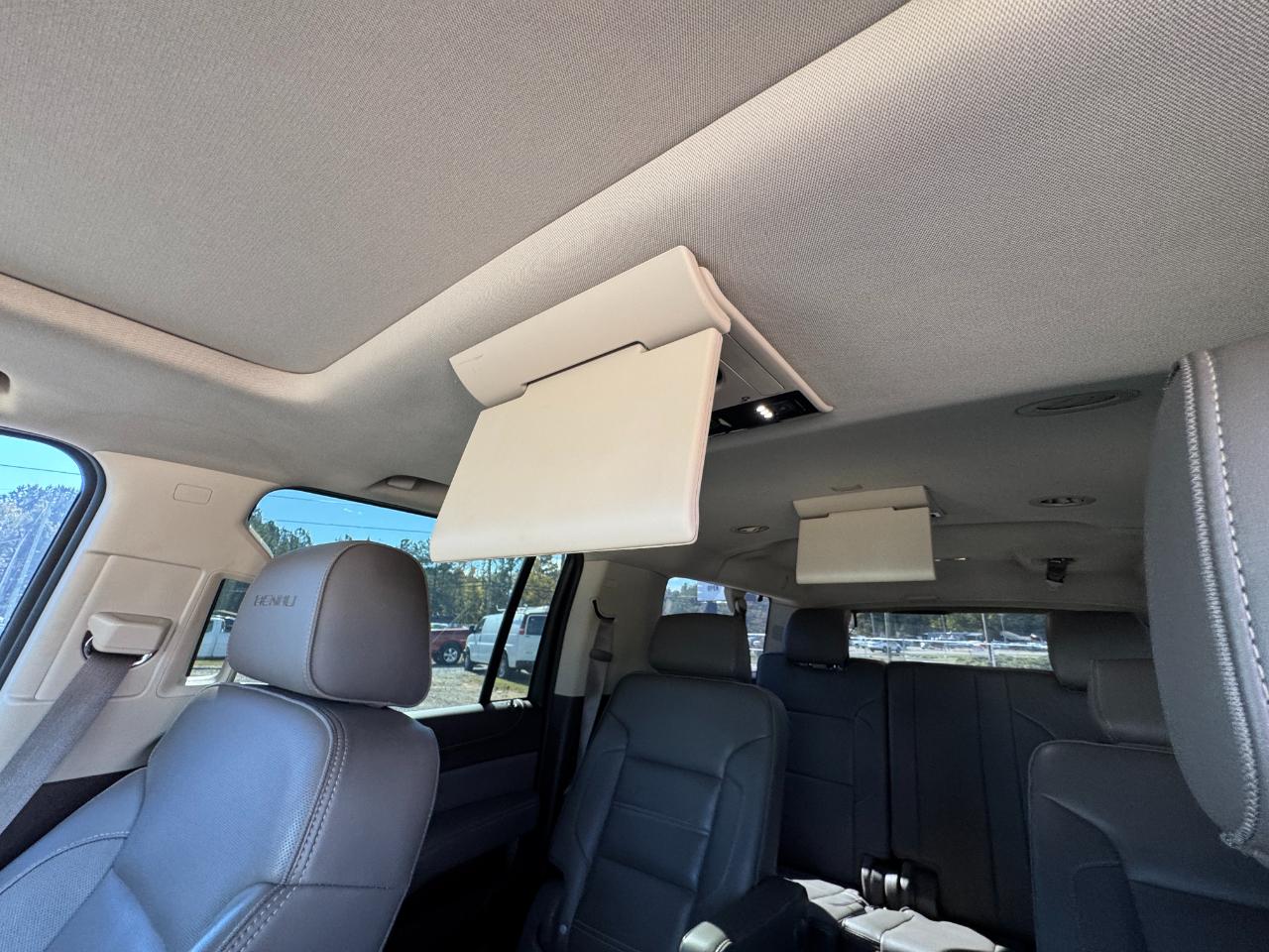 GMC Yukon Denali XL 4WD 2015