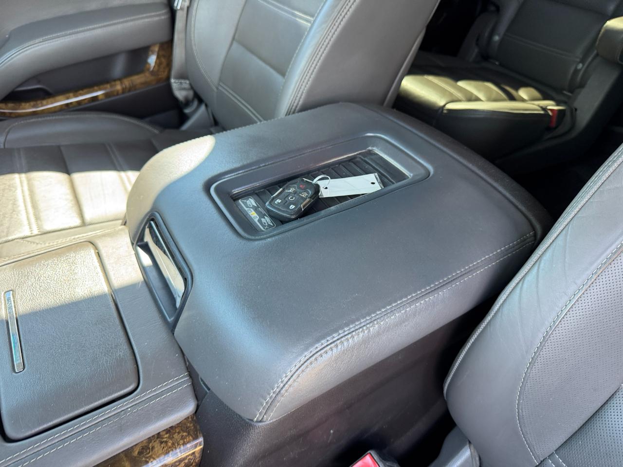 GMC Yukon Denali XL 4WD 2015