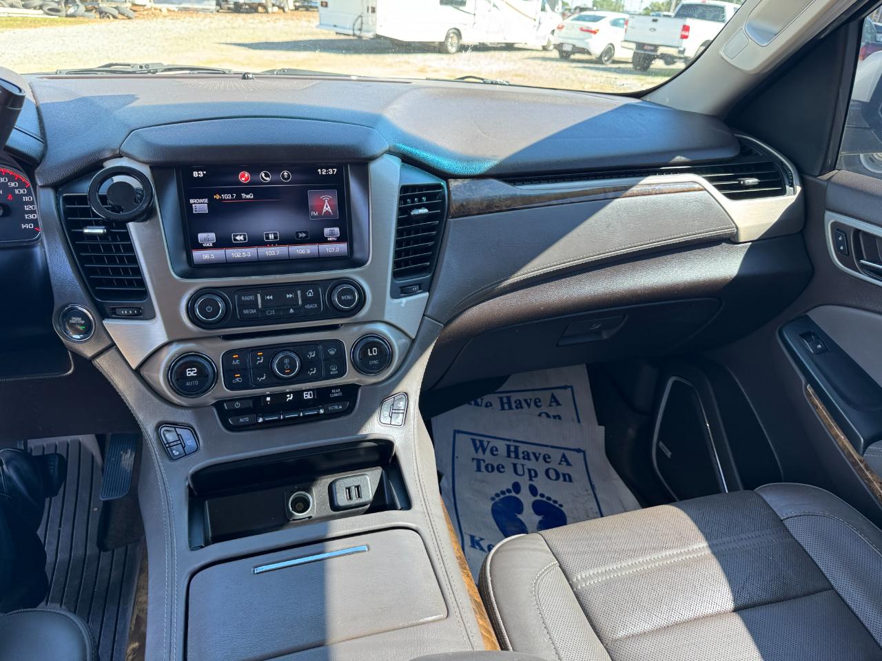 GMC Yukon Denali XL 4WD 2015