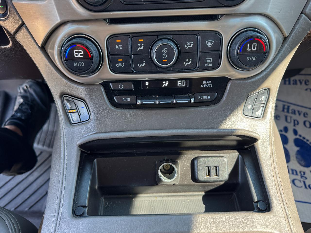 GMC Yukon Denali XL 4WD 2015