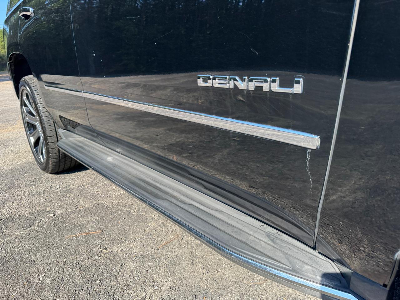 GMC Yukon Denali 2WD 2015
