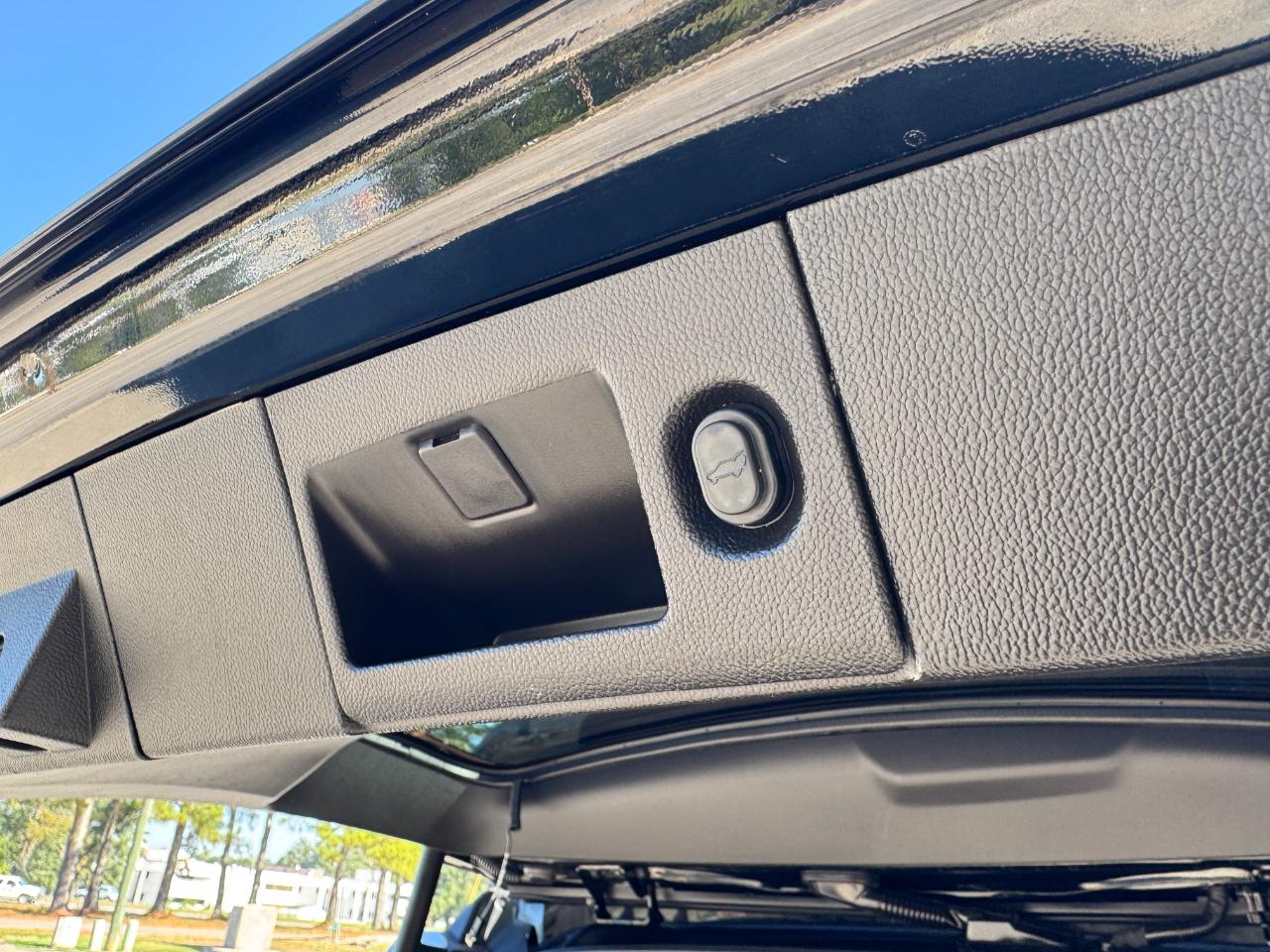 GMC Yukon Denali 2WD 2015