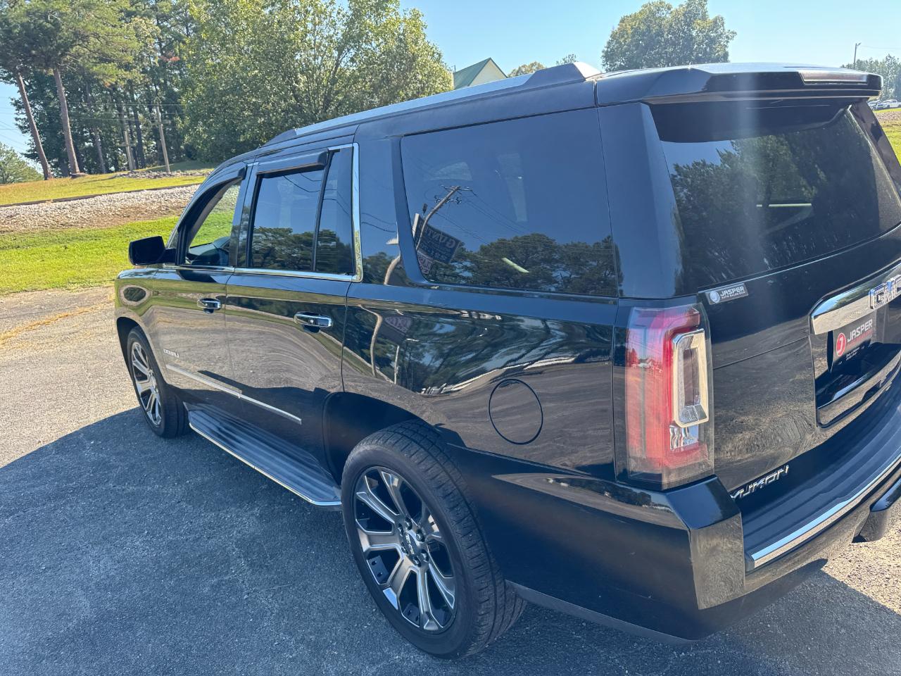 GMC Yukon Denali 2WD 2015