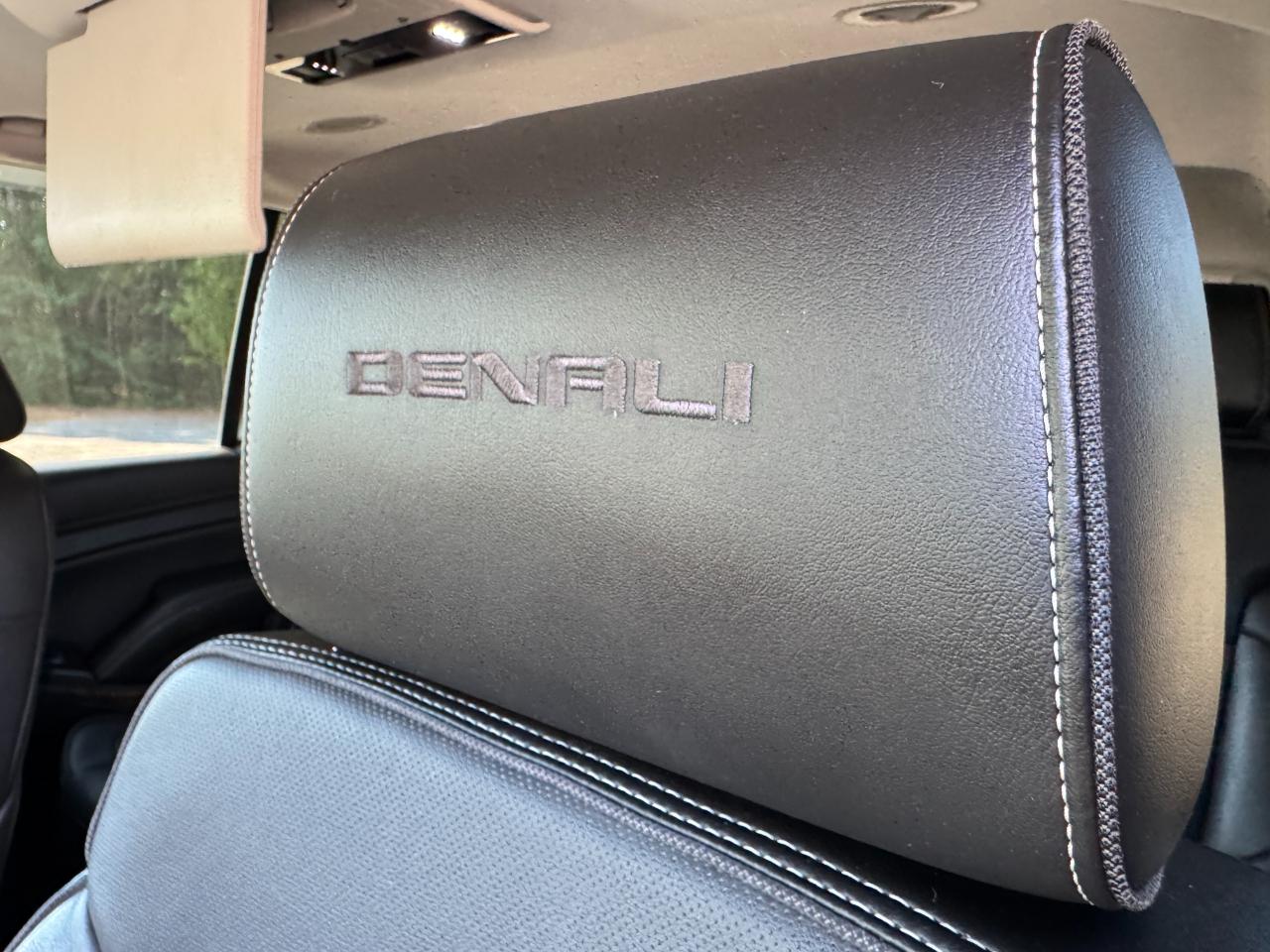 GMC Yukon Denali 2WD 2015