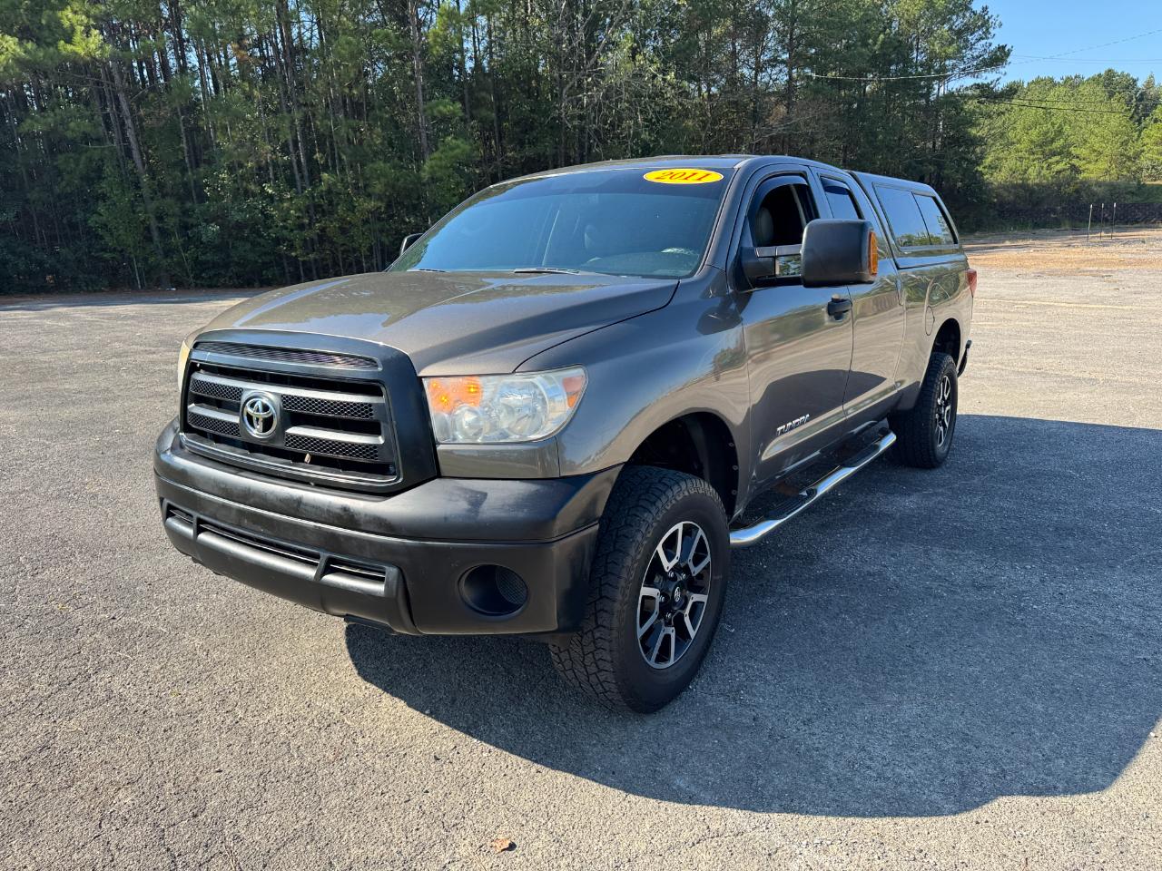 Toyota Tundra Tundra-Grade Double Cab 4.6L 2WD 2011