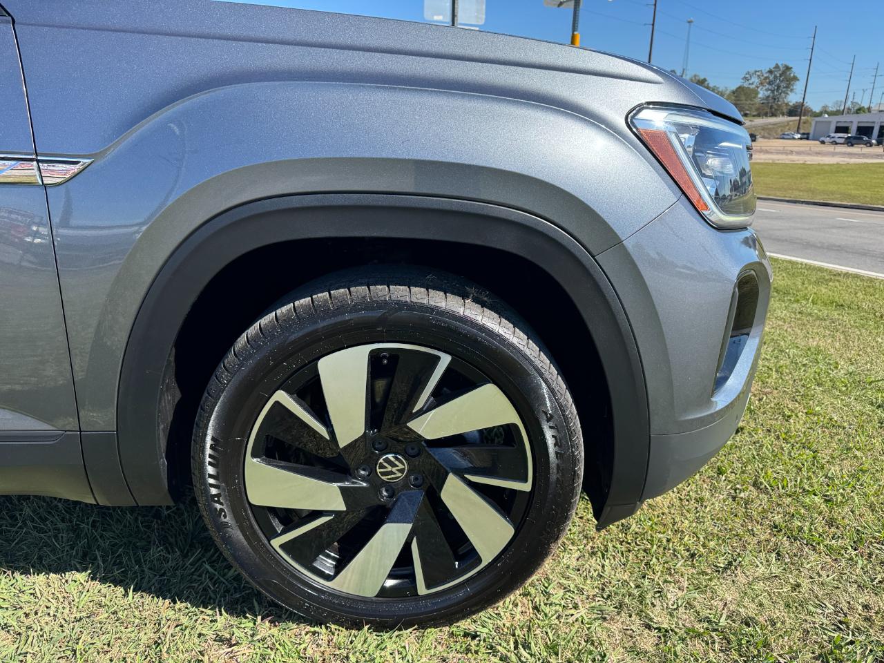 Volkswagen Atlas Cross Sport SE w/Technology 2024