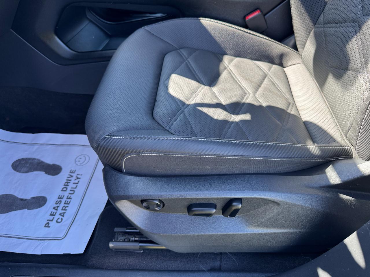 Volkswagen Atlas Cross Sport SE w/Technology 2024