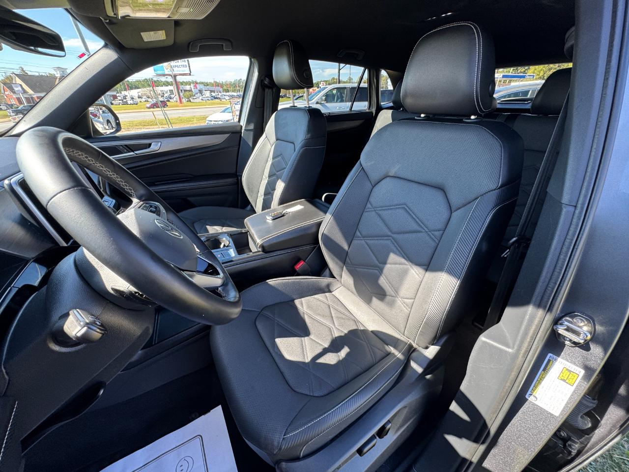Volkswagen Atlas Cross Sport SE w/Technology 2024