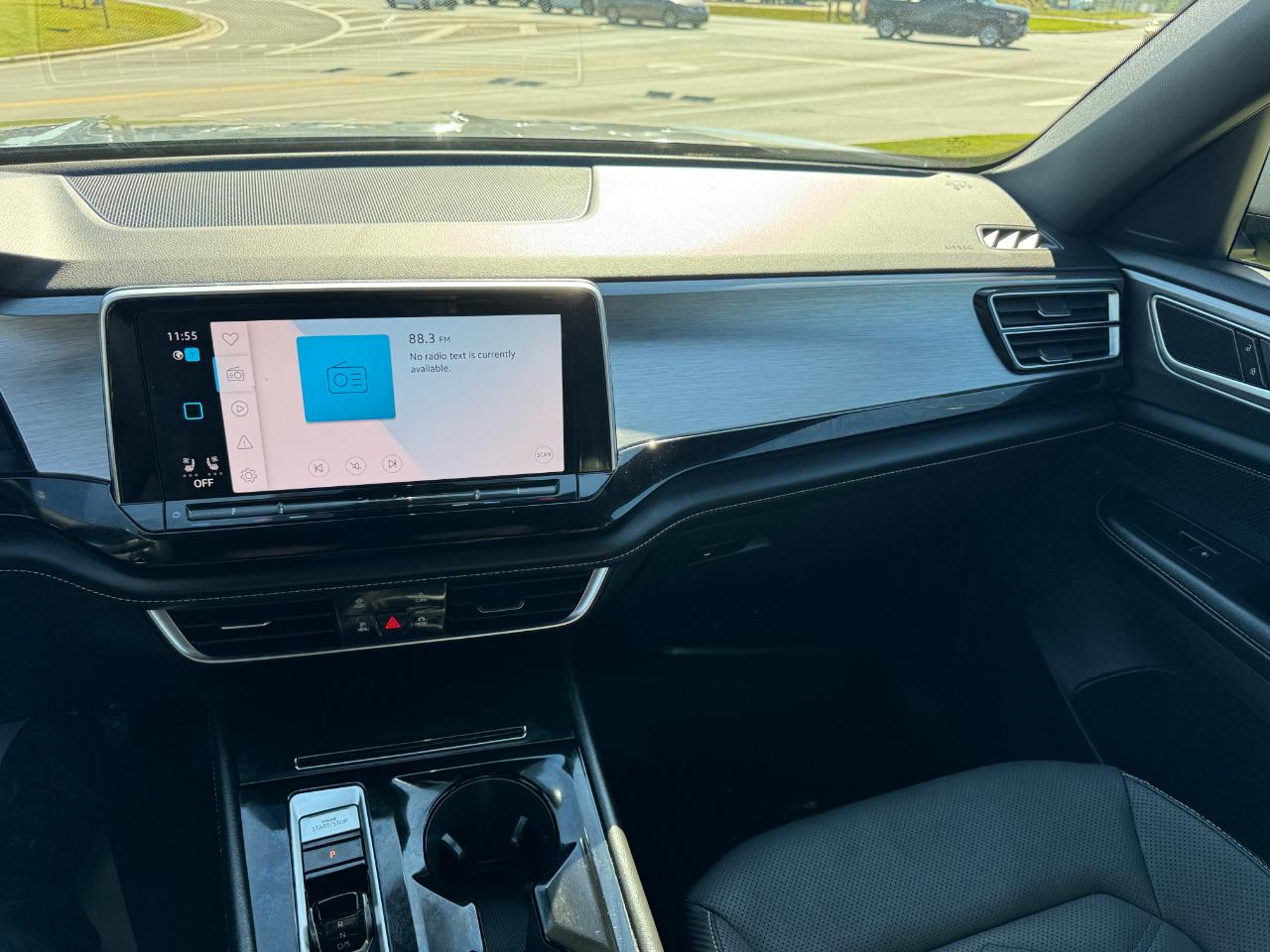 Volkswagen Atlas Cross Sport SE w/Technology 2024