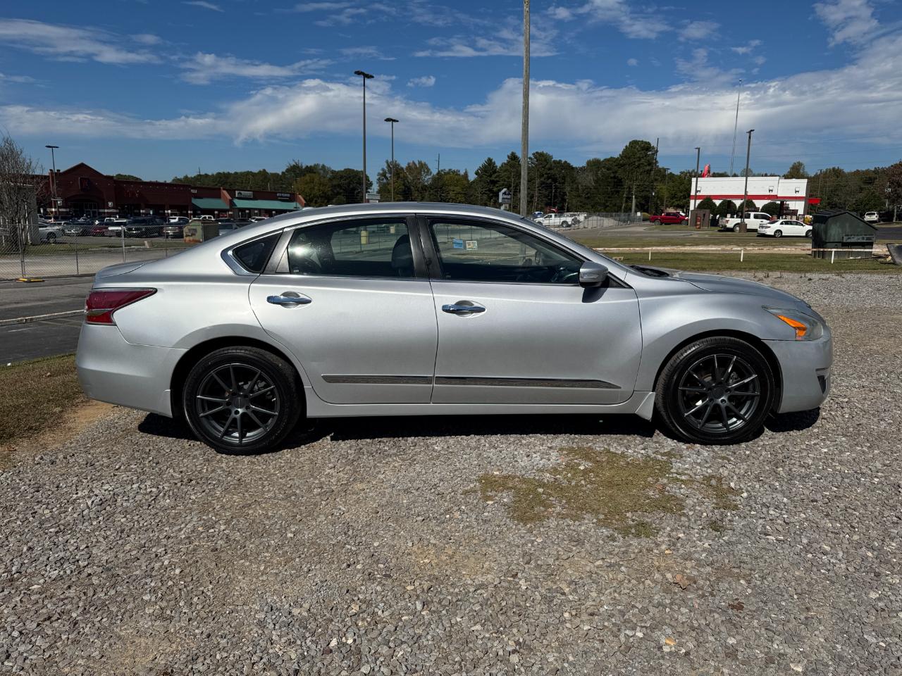 Nissan Altima 2.5 SV 2015