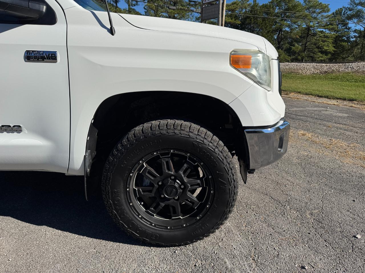 Toyota Tundra SR5 5.7L V8 CrewMax 4WD 2014