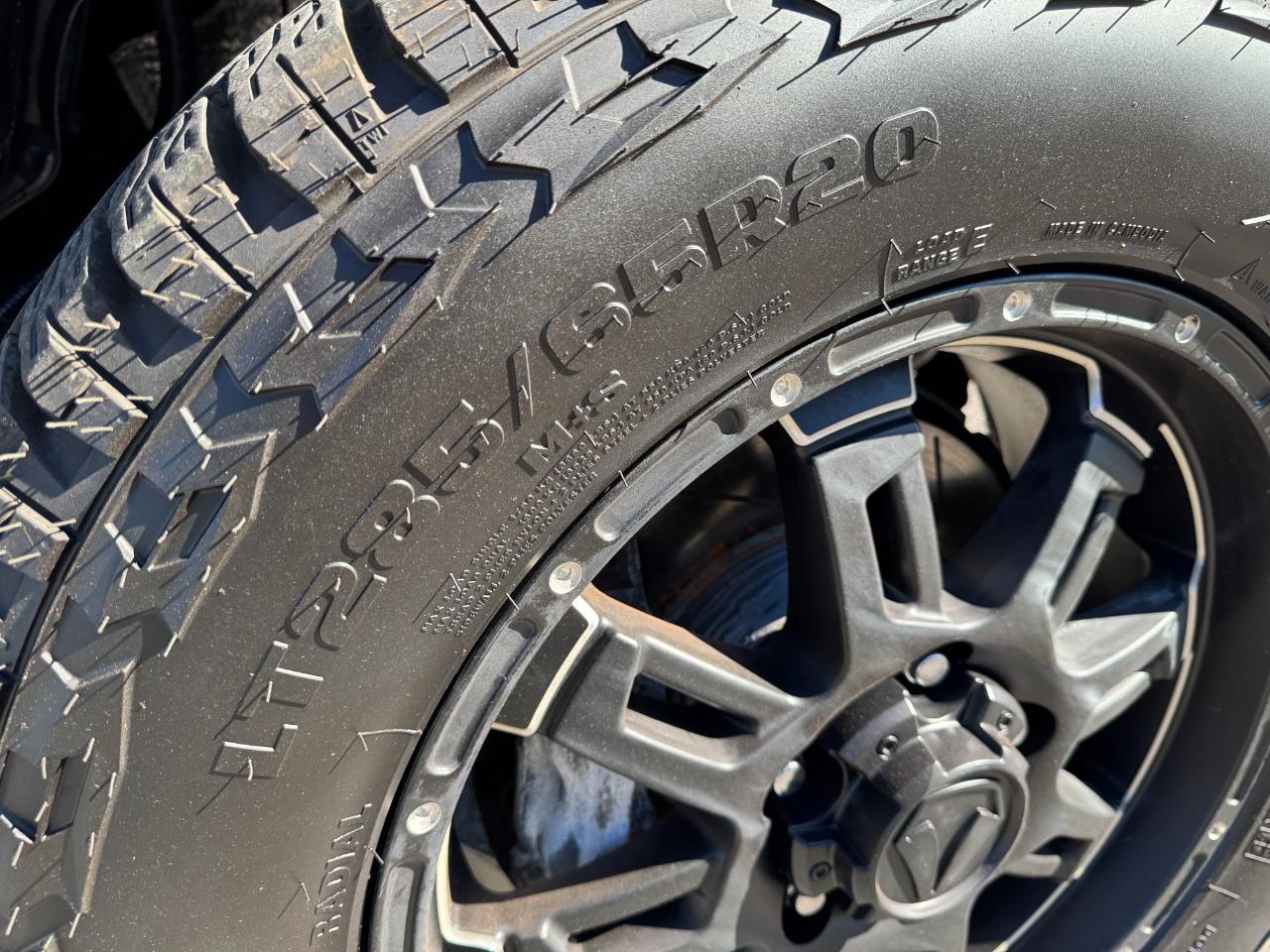 Toyota Tundra SR5 5.7L V8 CrewMax 4WD 2014