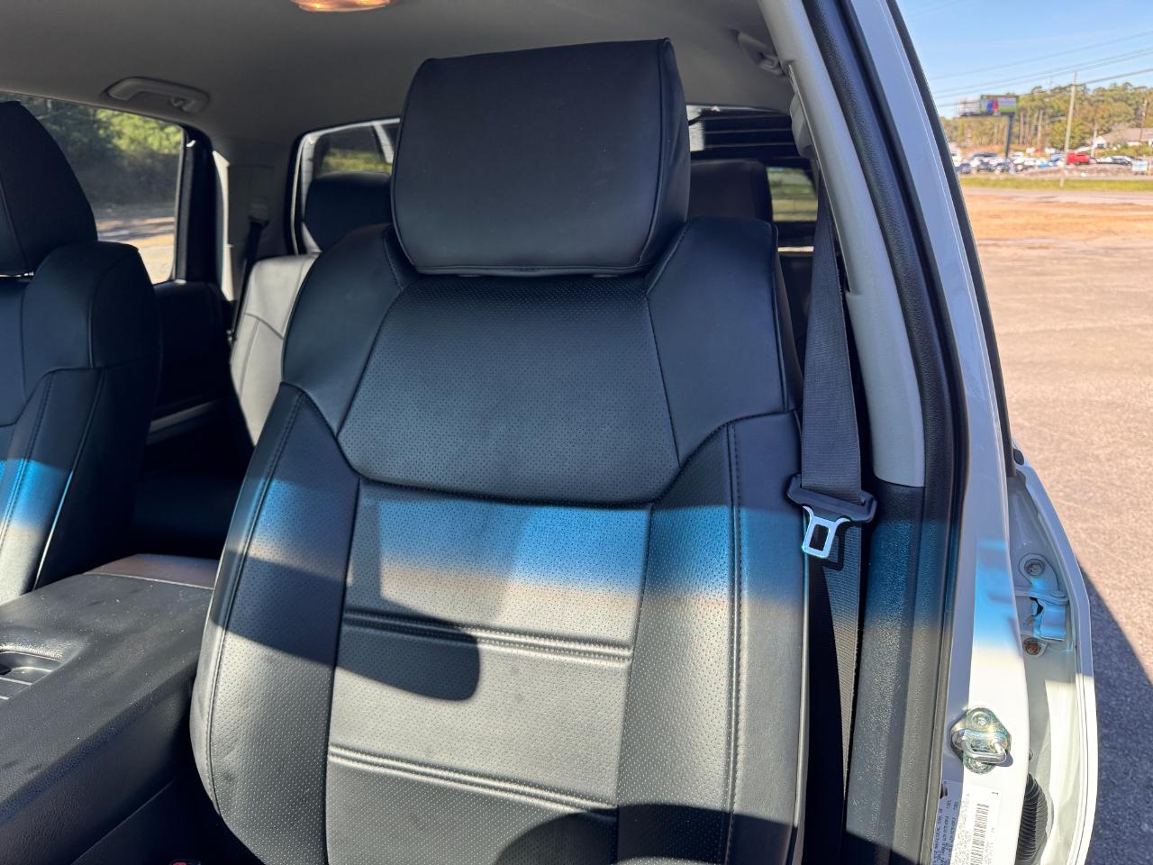 Toyota Tundra SR5 5.7L V8 CrewMax 4WD 2014