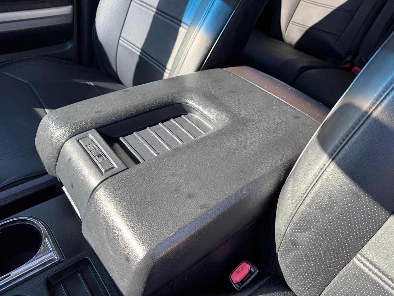 Toyota Tundra SR5 5.7L V8 CrewMax 4WD 2014