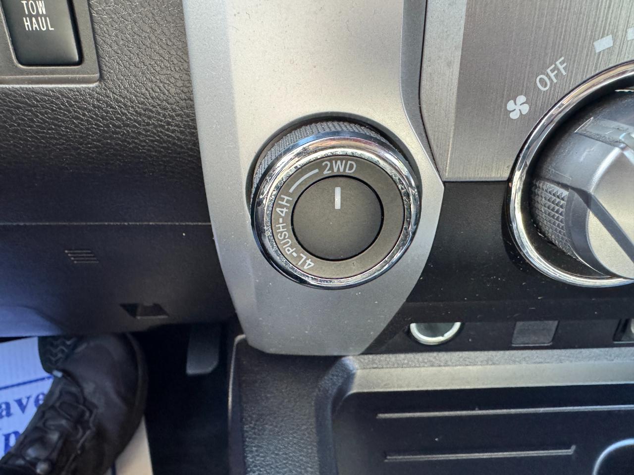 Toyota Tundra SR5 5.7L V8 CrewMax 4WD 2014