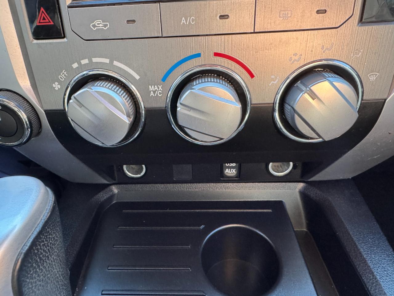 Toyota Tundra SR5 5.7L V8 CrewMax 4WD 2014