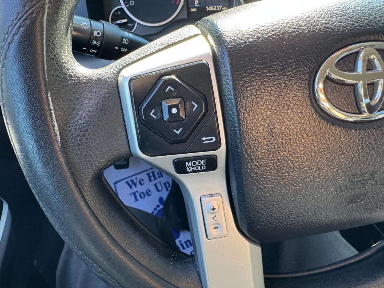 Toyota Tundra SR5 5.7L V8 CrewMax 4WD 2014
