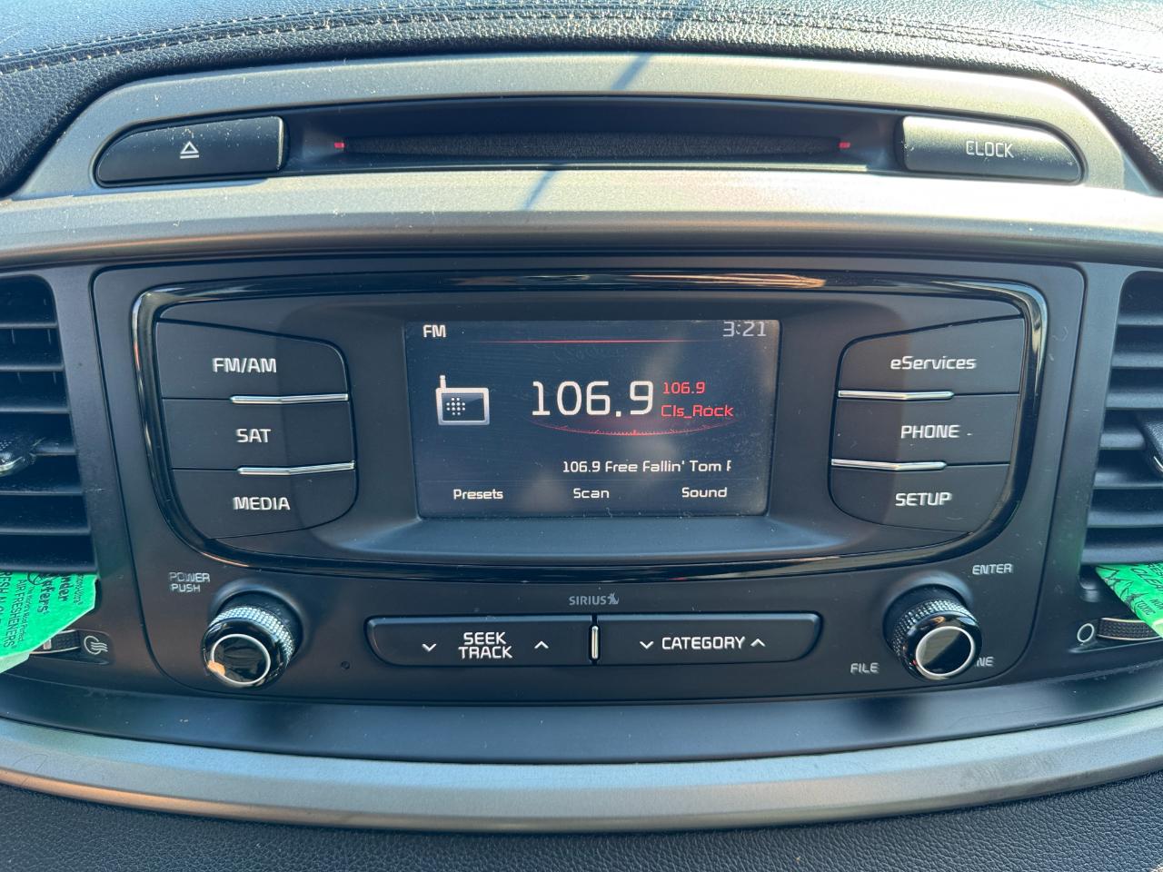 Kia Sorento LX 2WD 2016