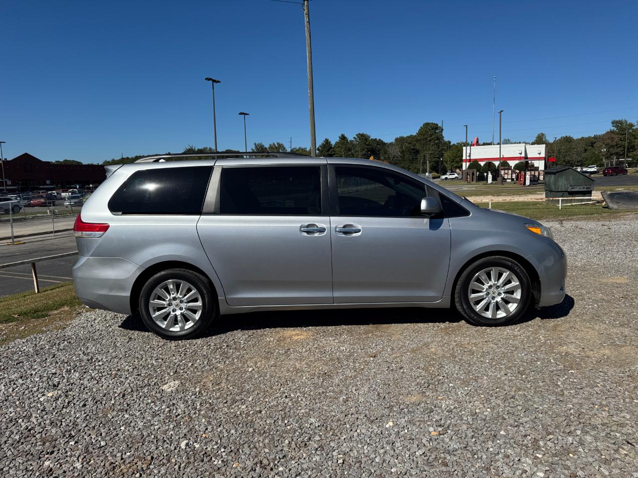 Toyota Sienna Limited FWD 7-Passsenger V6 2012