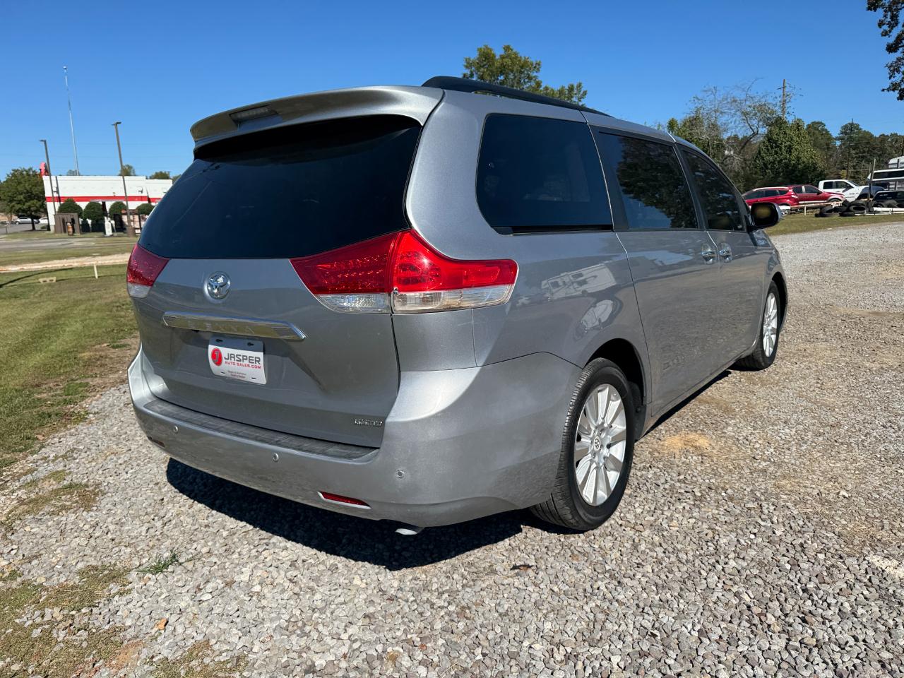 Toyota Sienna Limited FWD 7-Passsenger V6 2012