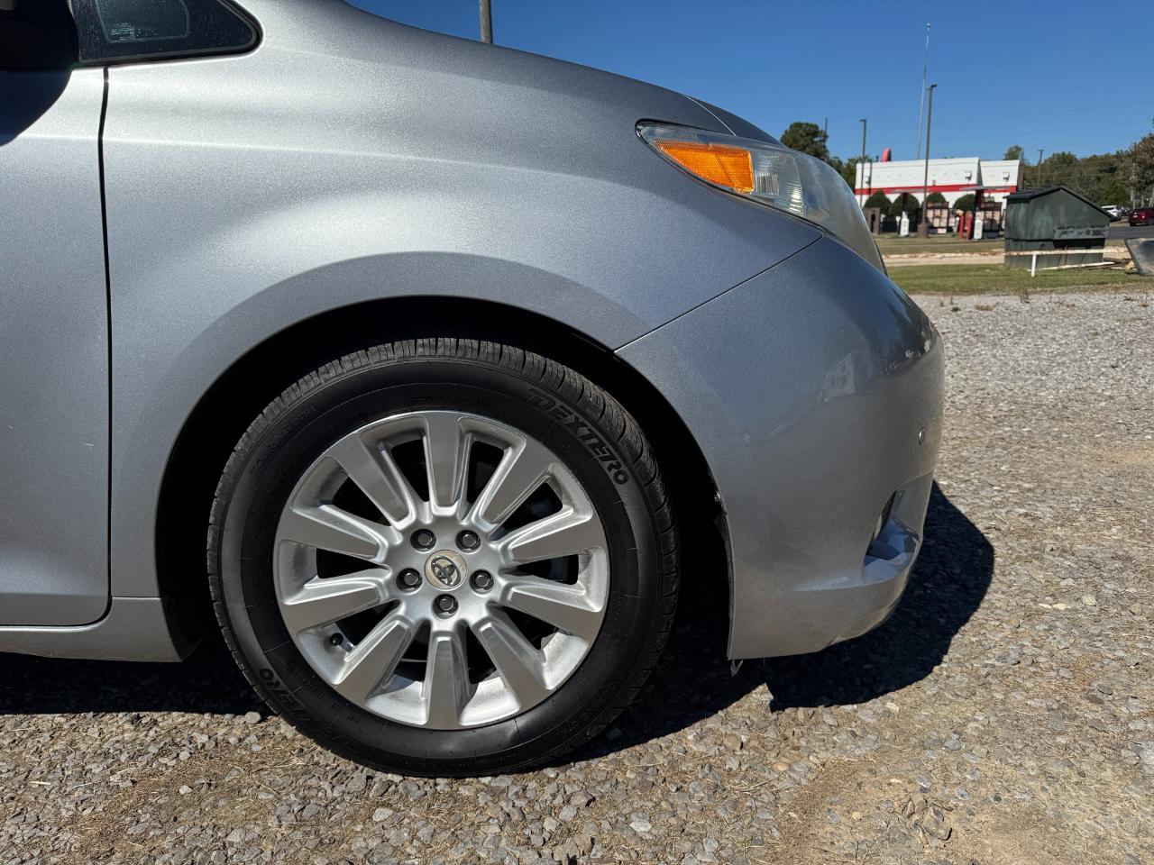 Toyota Sienna Limited FWD 7-Passsenger V6 2012