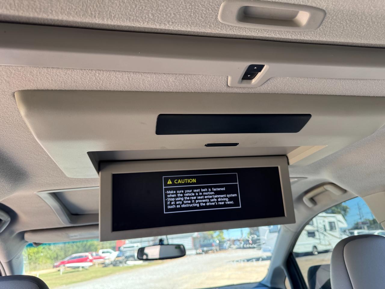 Toyota Sienna Limited FWD 7-Passsenger V6 2012