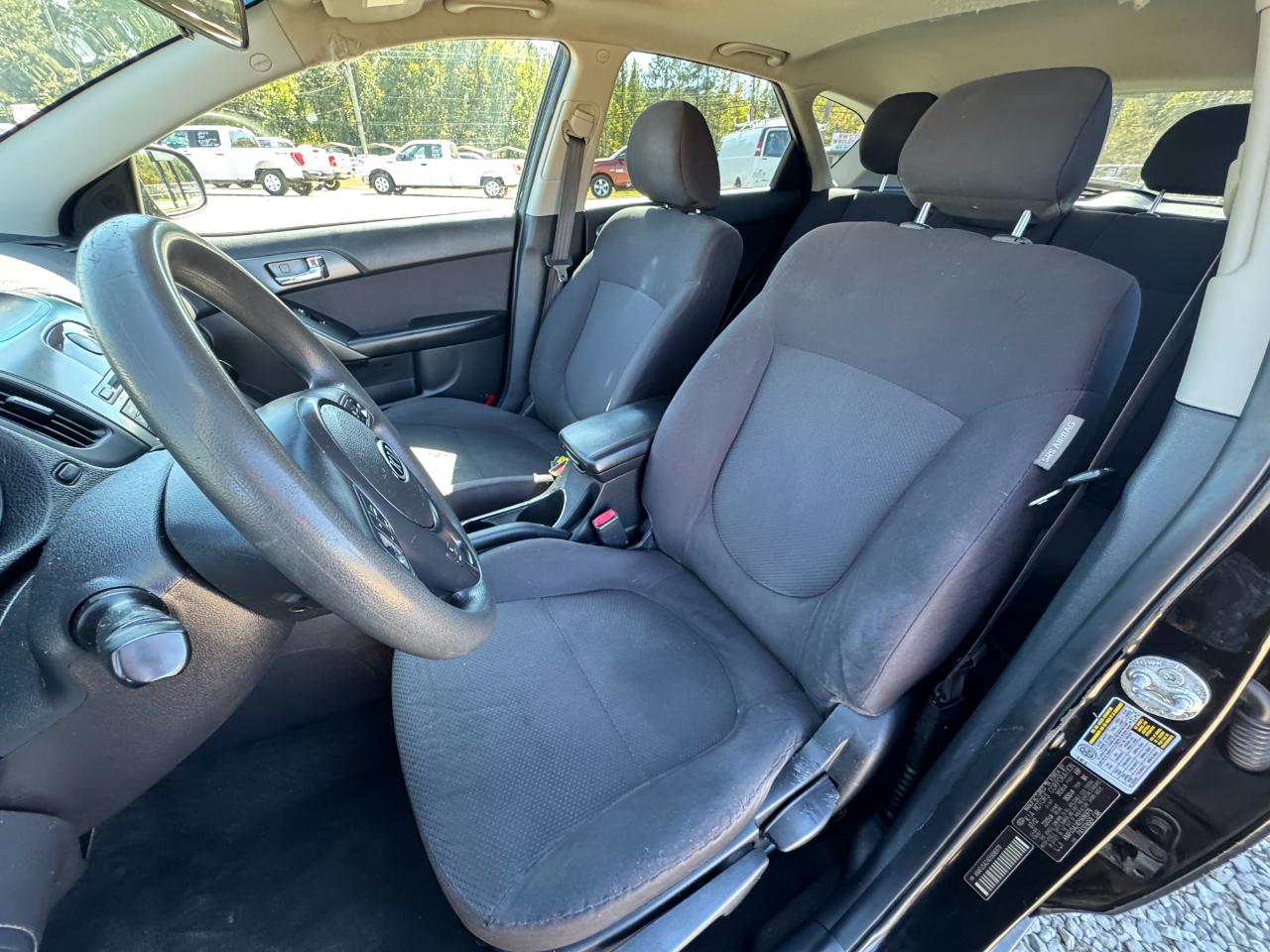 Kia Forte 5-Door EX 2013