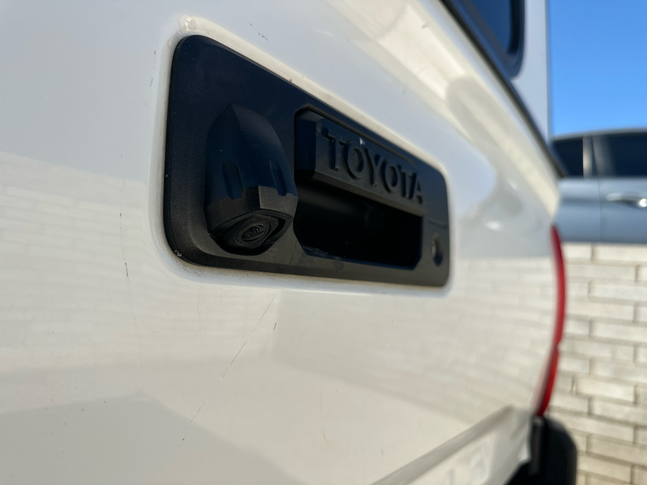 Toyota Tacoma SR5 Access Cab I4 6AT 2WD 2020 Toyota Tacoma SR5 Access Cab I4 6AT 2WD 2020