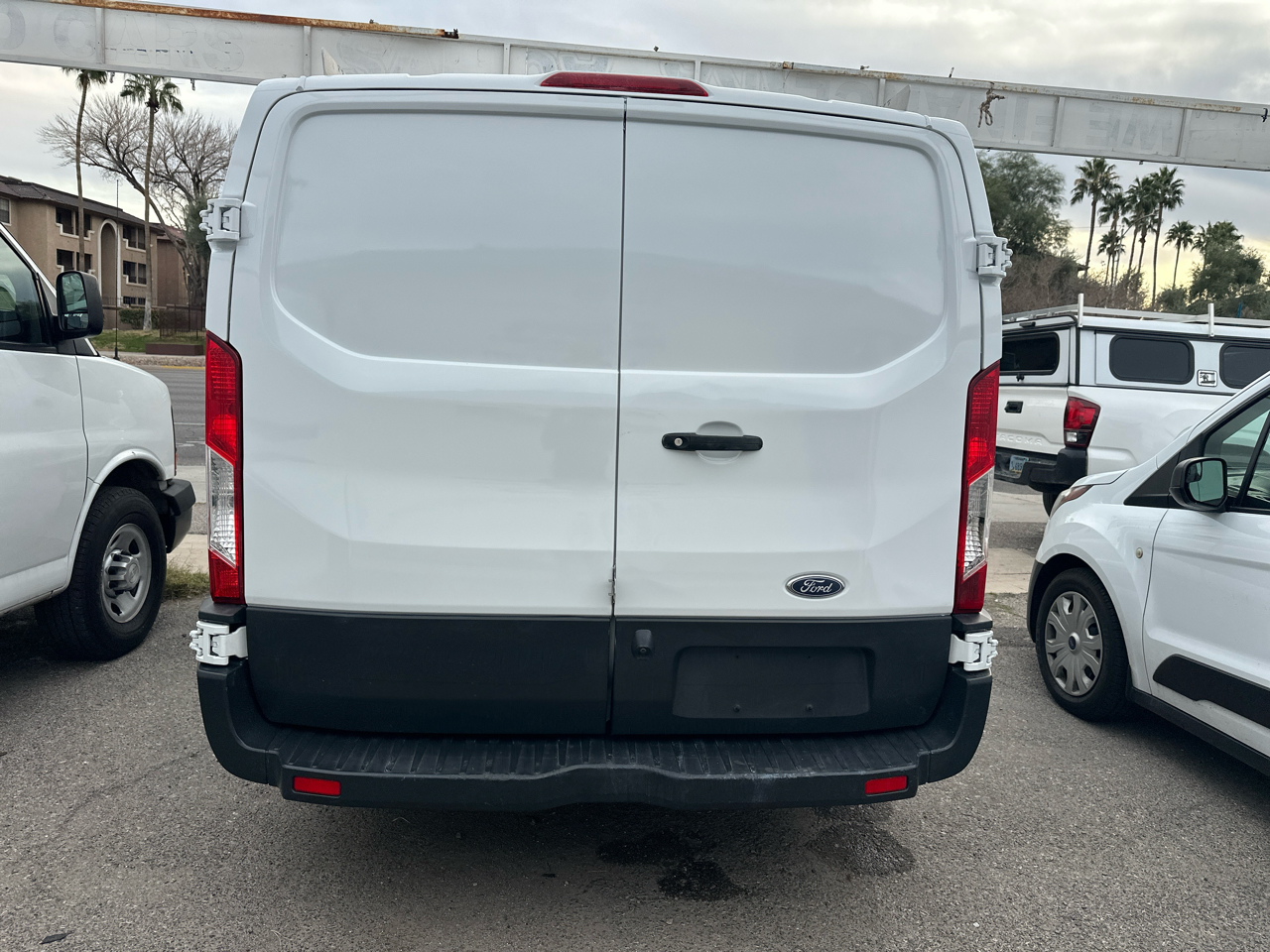 Ford Transit 150 Van Low Roof 60/40 Pass. 130-in. WB 2018