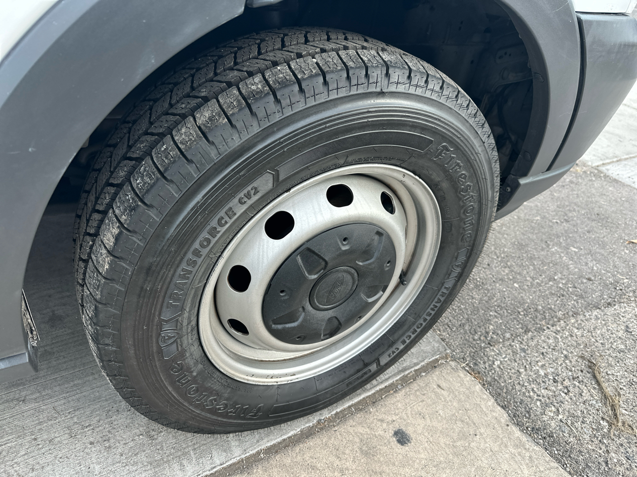 Ford Transit 150 Van Low Roof 60/40 Pass. 130-in. WB 2018