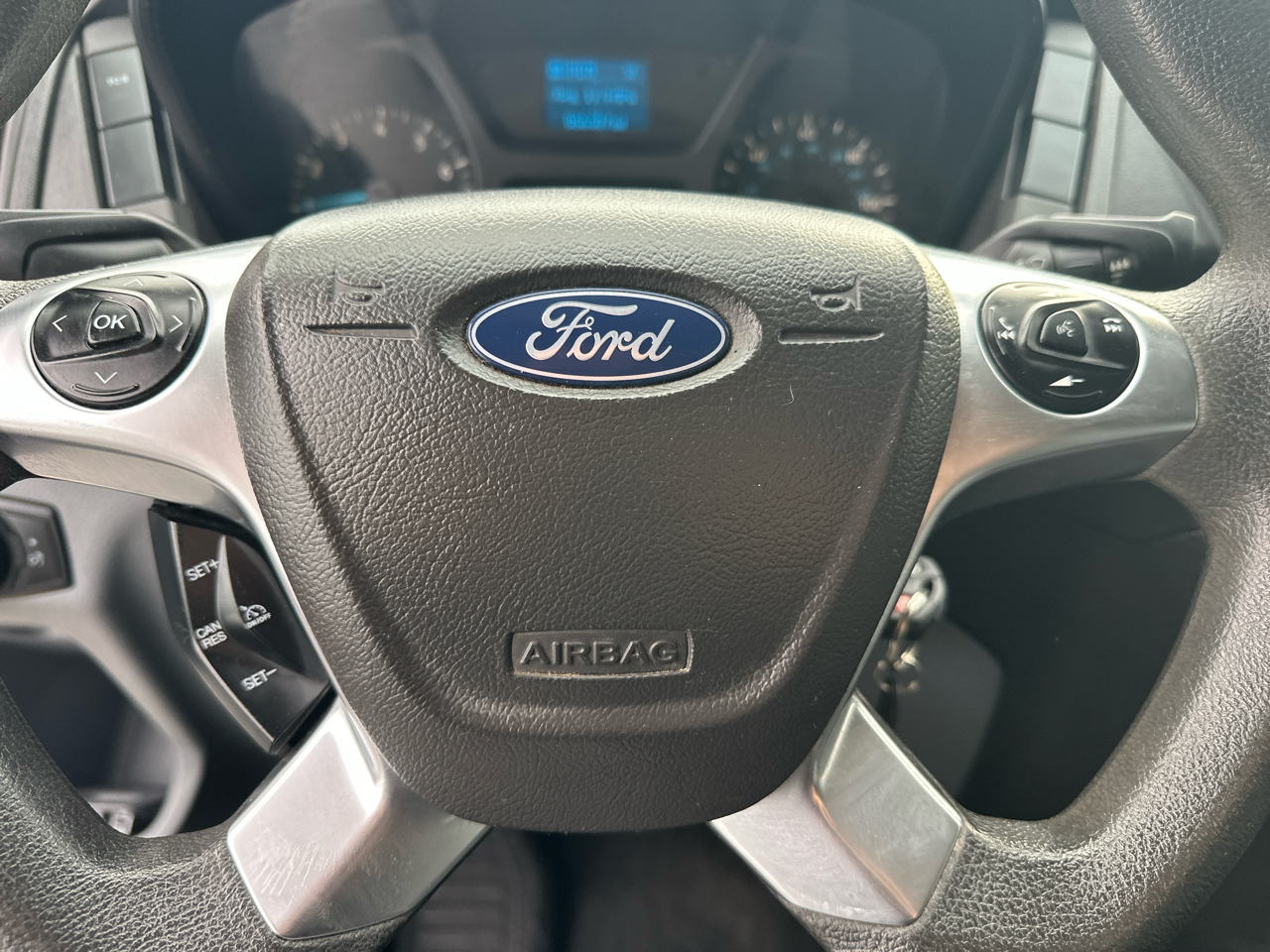 Ford Transit 150 Van Low Roof 60/40 Pass. 130-in. WB 2018