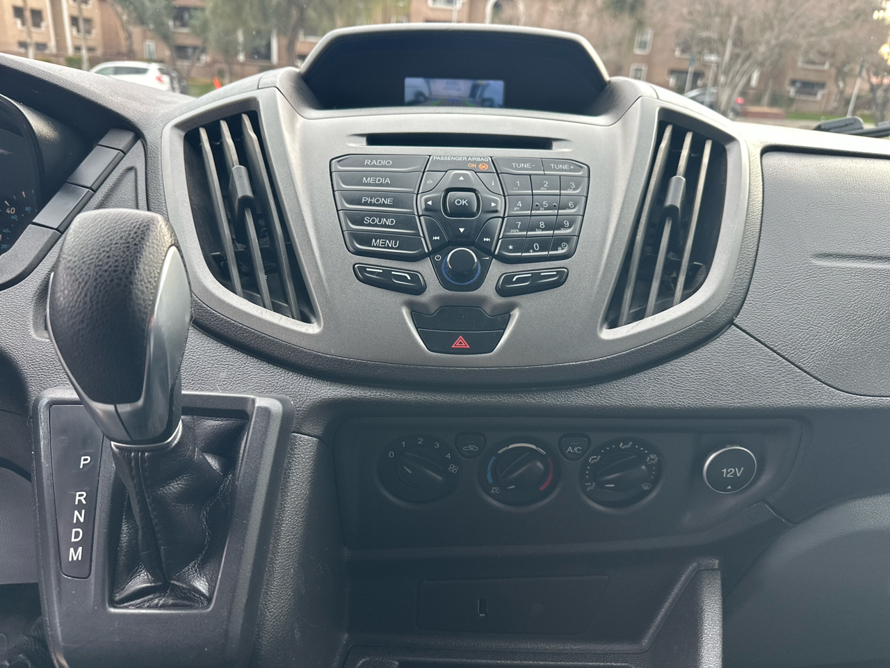 Ford Transit 150 Van Low Roof 60/40 Pass. 130-in. WB 2018