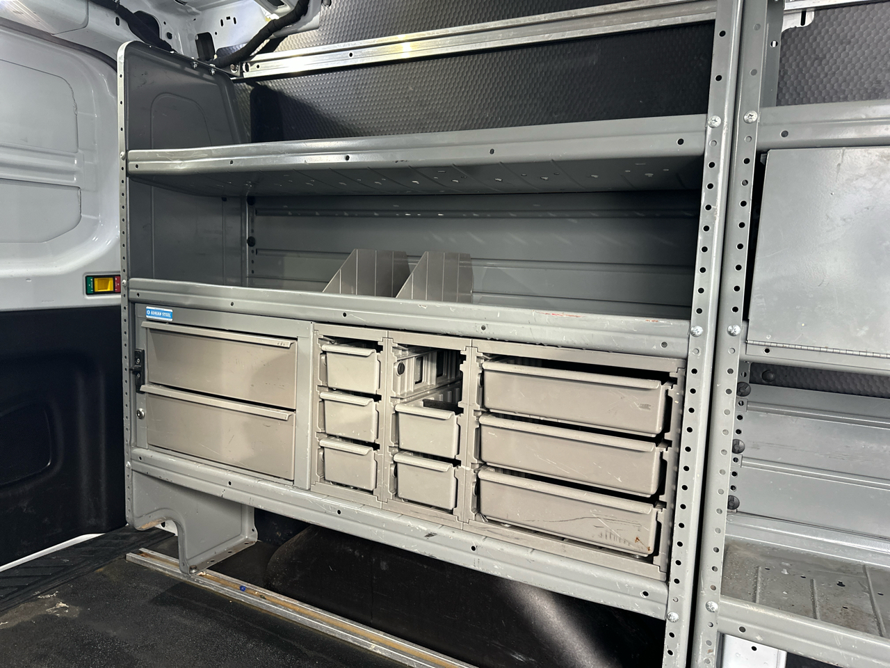 Ford Transit 150 Van Low Roof 60/40 Pass. 130-in. WB 2018