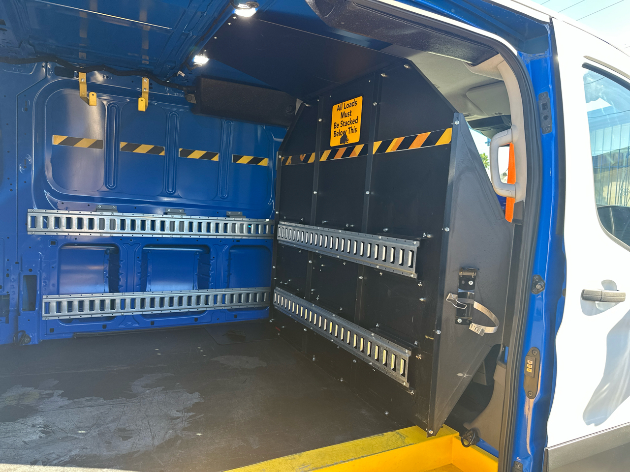 Ford Transit 250 Van Low Roof w/Sliding Pass. 130-in. WB 2020