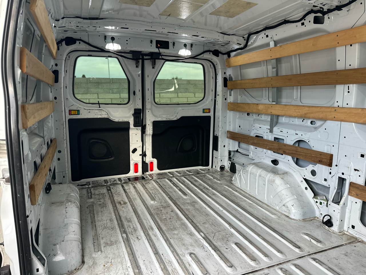 Ford Transit 250 Van Low Roof w/Sliding Pass. 130-in. WB 2019