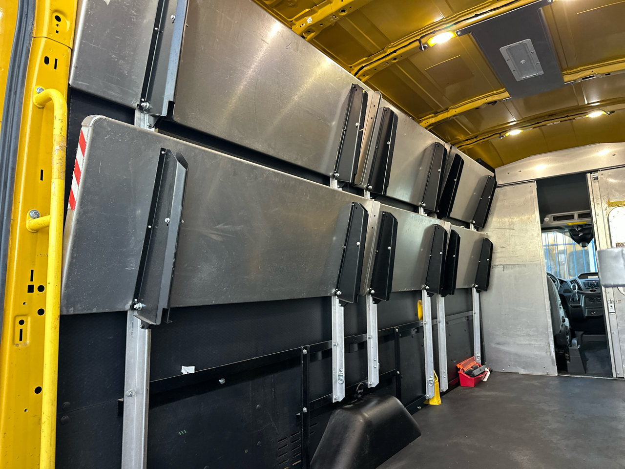 Ford Transit 250 Van High Roof w/Sliding Pass. 148-in. WB EL 2019