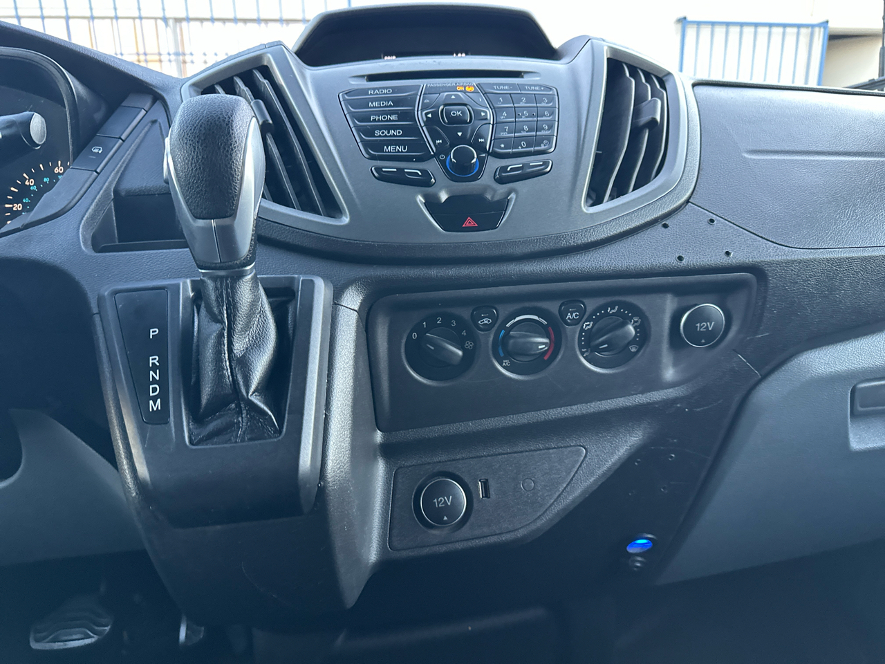 Ford Transit 250 Van High Roof w/Sliding Pass. 148-in. WB EL 2019